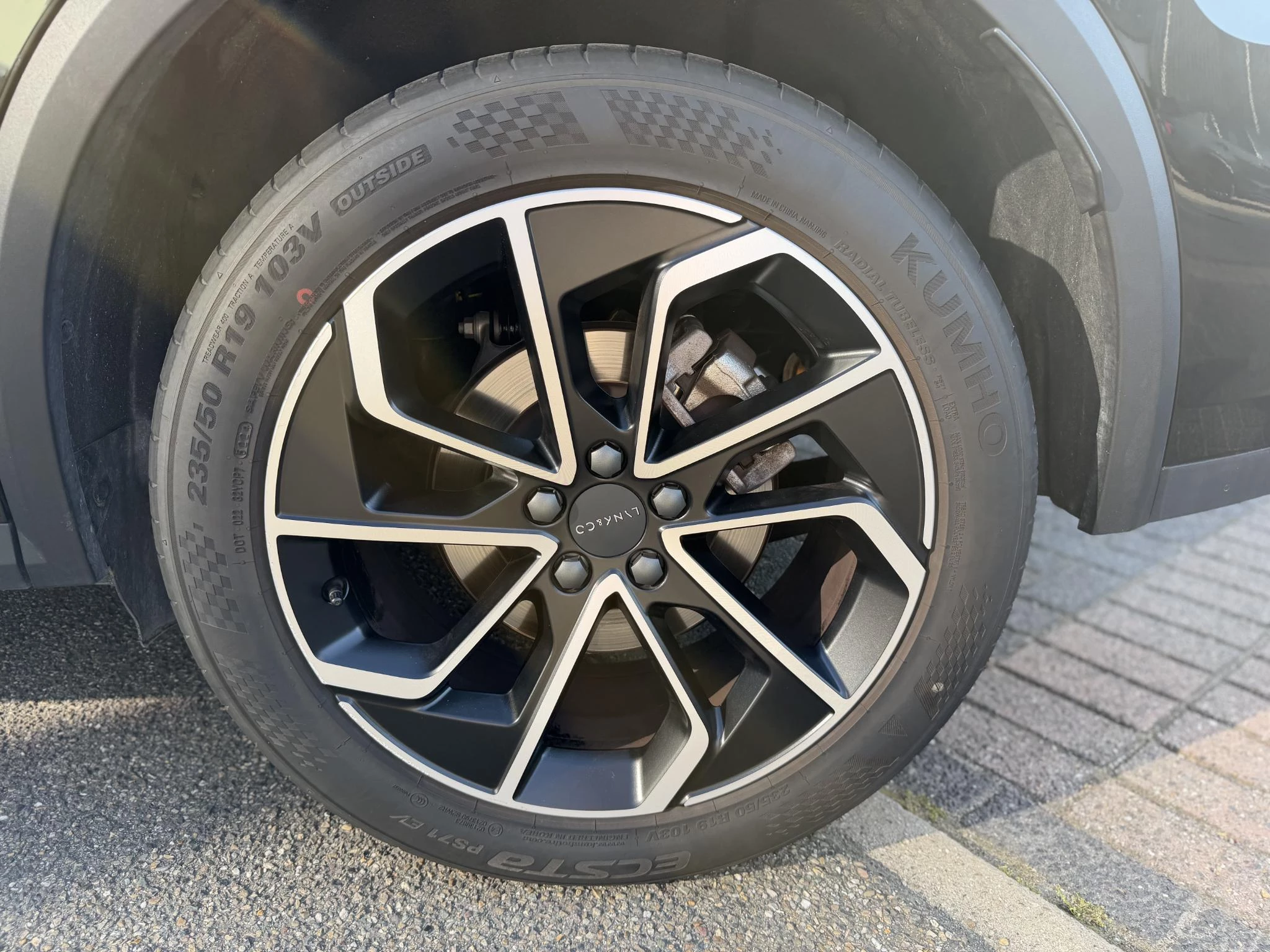 Hoofdafbeelding Lynk & Co 01