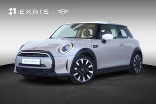 MINI 3-deurs Cooper Camden Go Edition Achteruitrijcamera / Cruise Control / Navigatie / Getint Glas / Sportstoelen