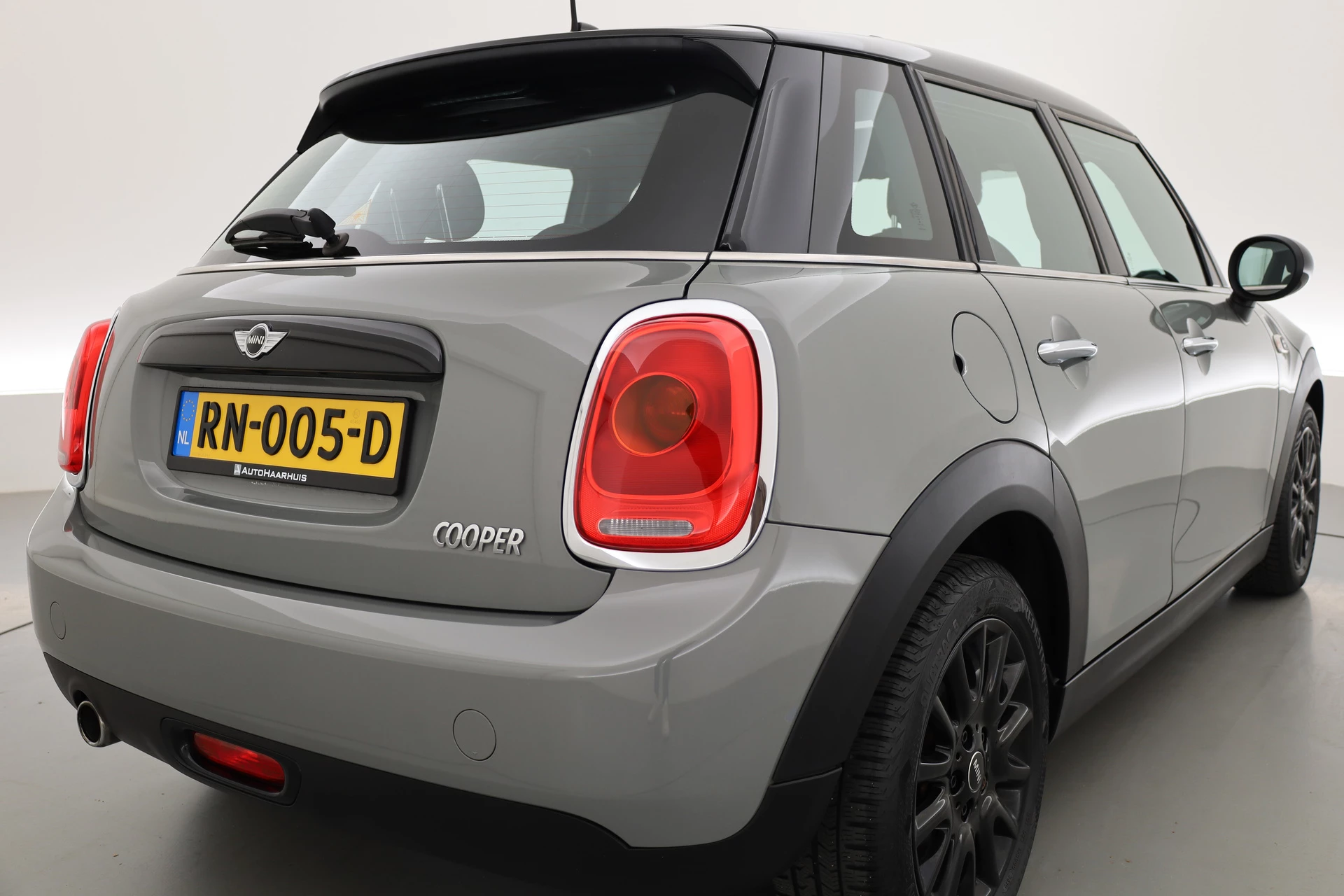 Hoofdafbeelding MINI 5-deurs