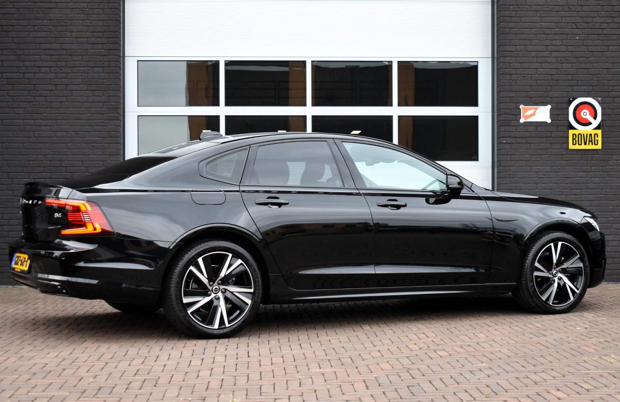 Hoofdafbeelding Volvo S90