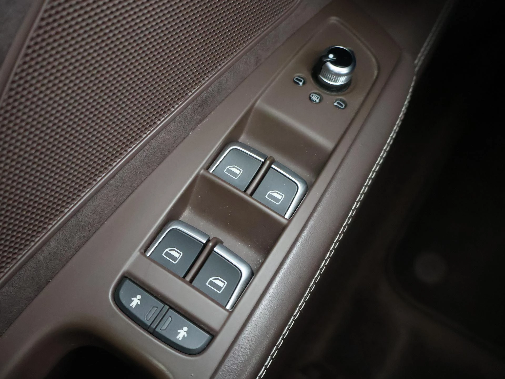 Hoofdafbeelding Audi A8