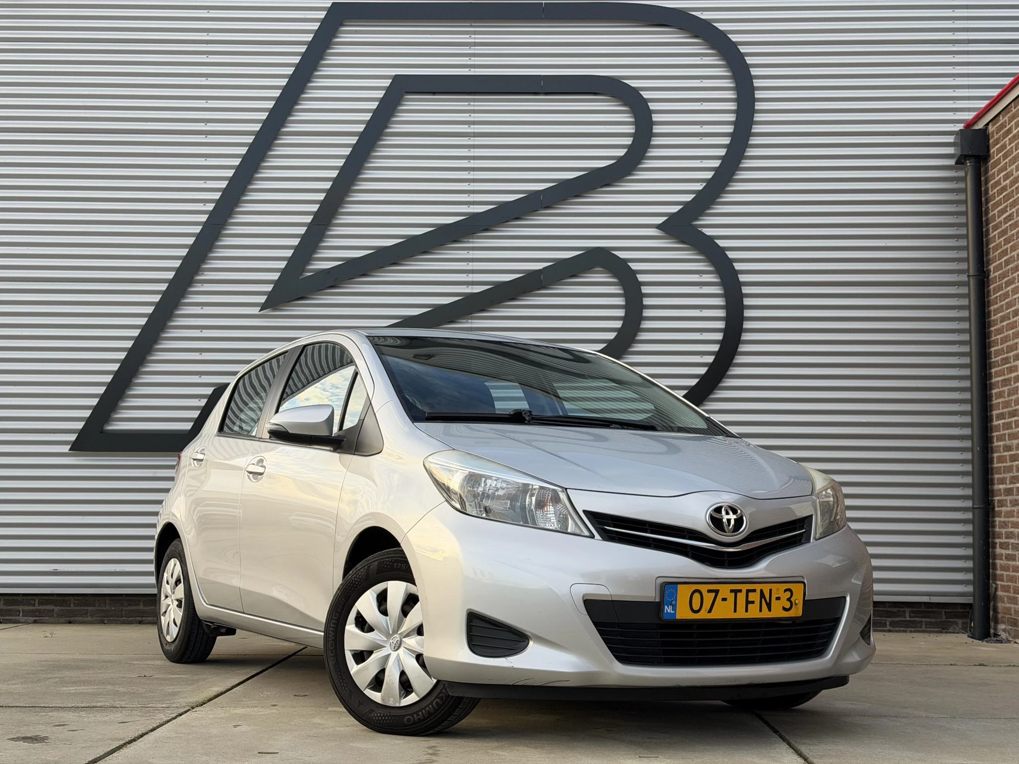 Hoofdafbeelding Toyota Yaris