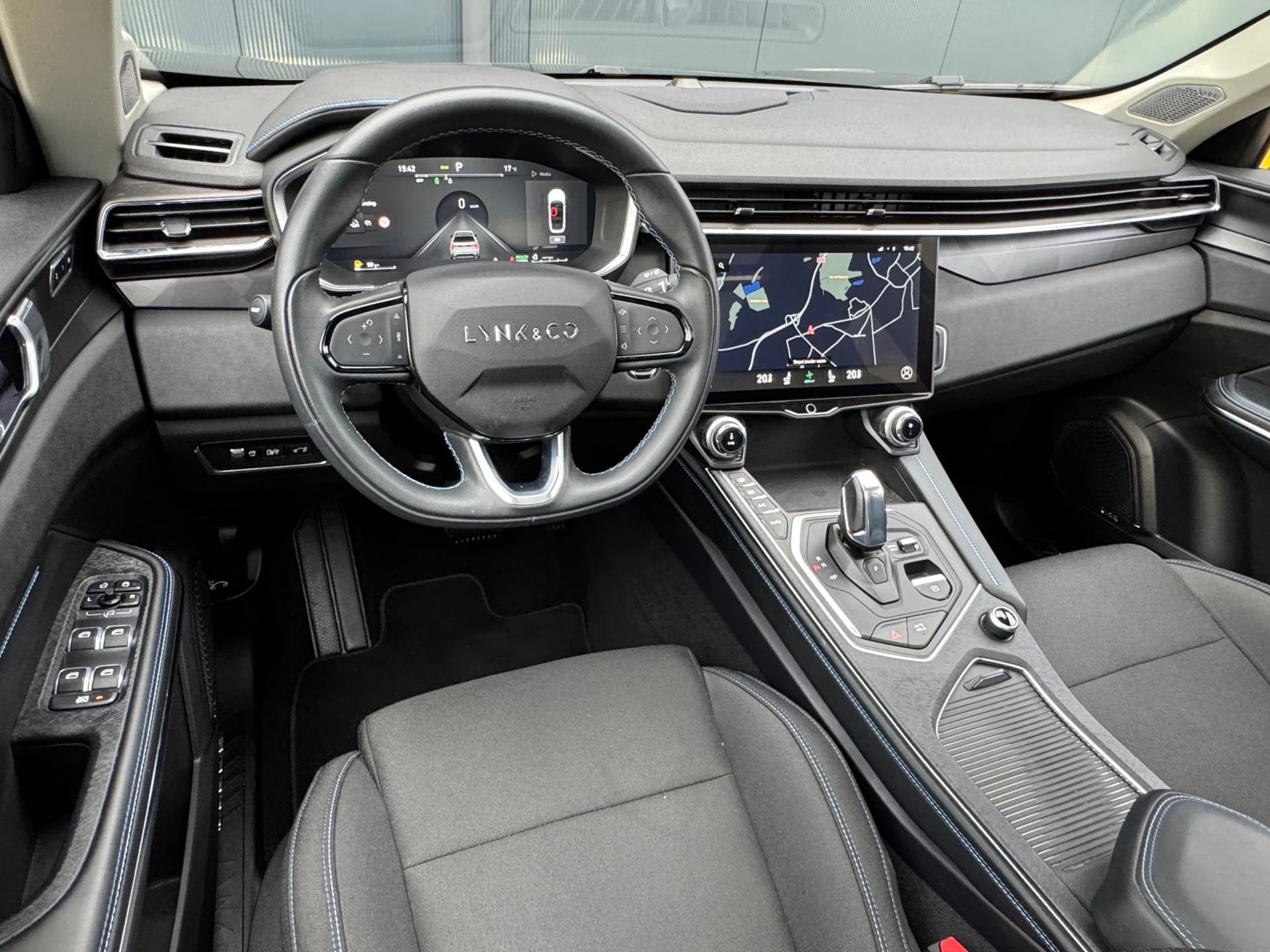 Hoofdafbeelding Lynk & Co 01