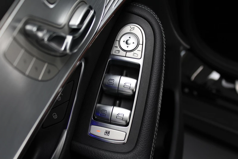 Hoofdafbeelding Mercedes-Benz EQC