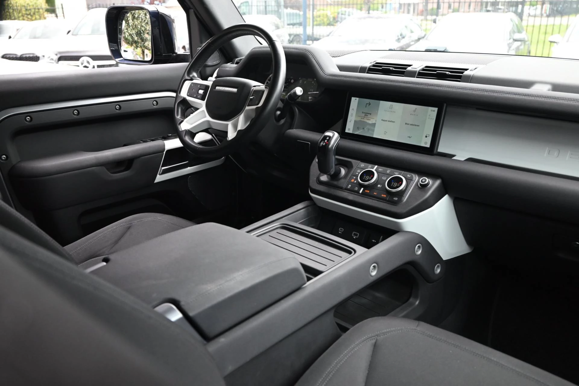 Hoofdafbeelding Land Rover Defender