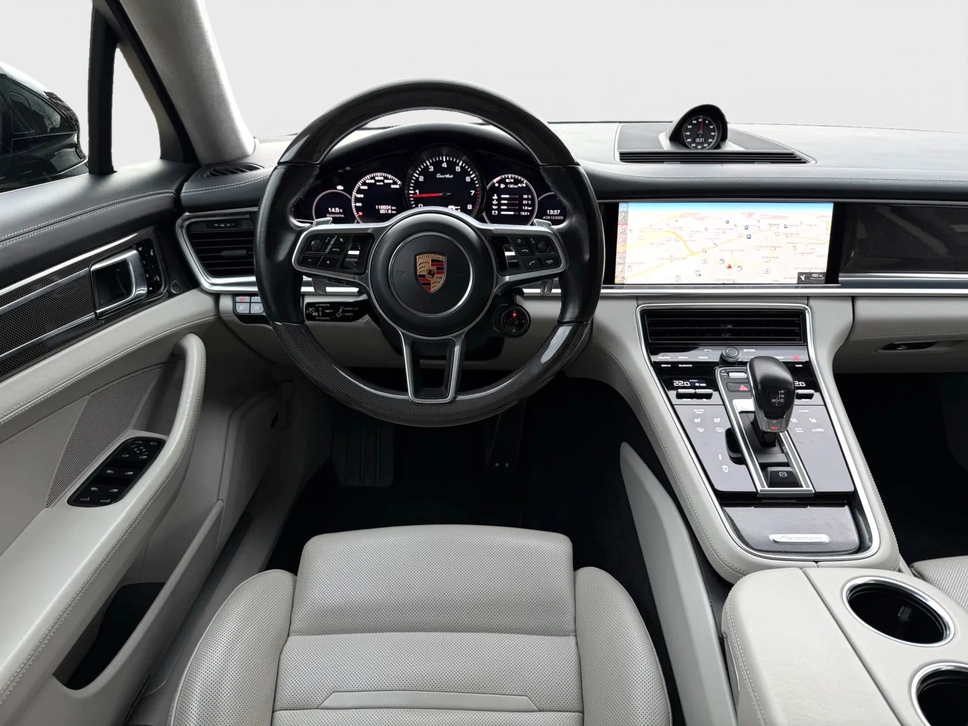 Hoofdafbeelding Porsche Panamera