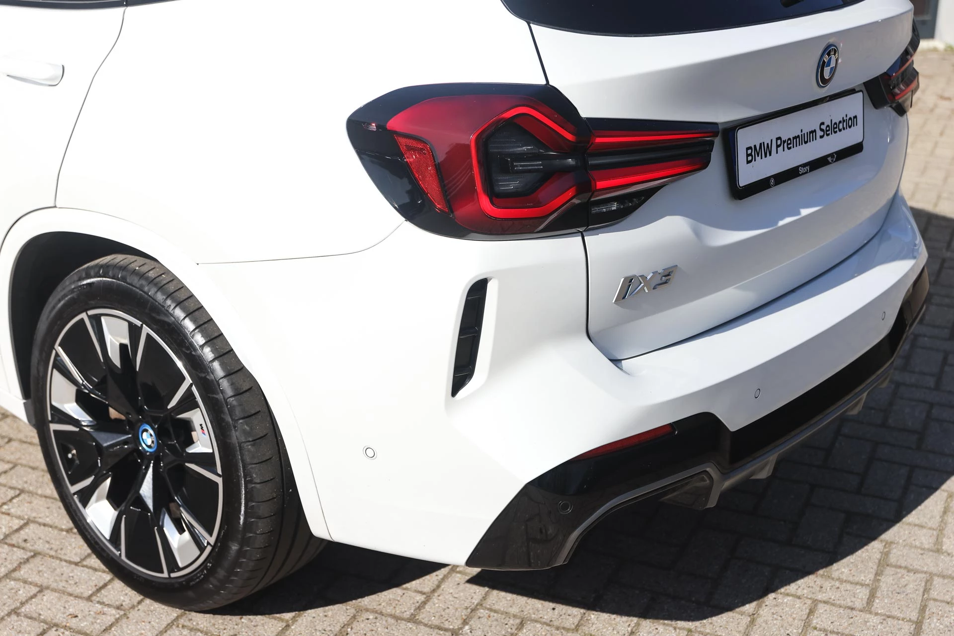 Hoofdafbeelding BMW iX3