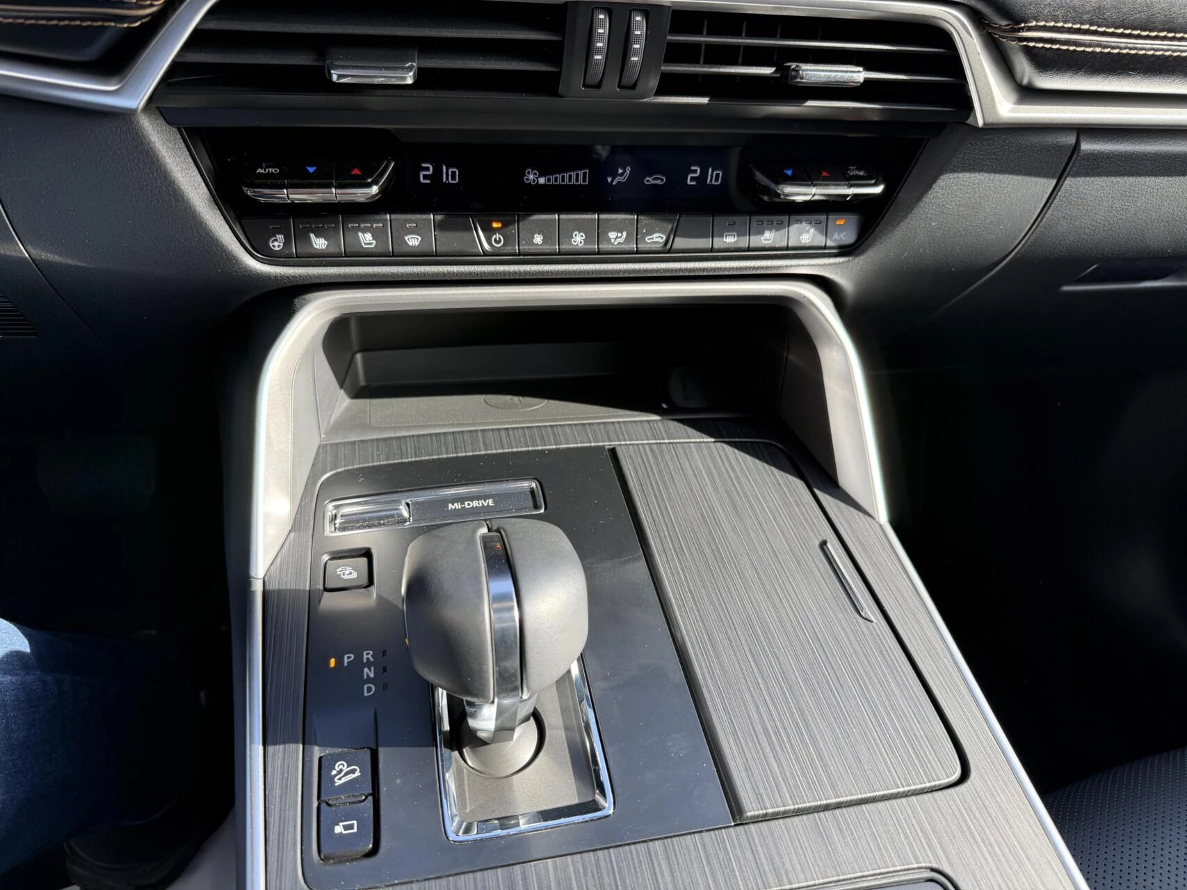 Hoofdafbeelding Mazda CX-60