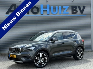 Hoofdafbeelding Volvo XC40 Volvo XC40 2.0 T4 Inscription Panoramadak Camera Carplay All season banden Trekhaak