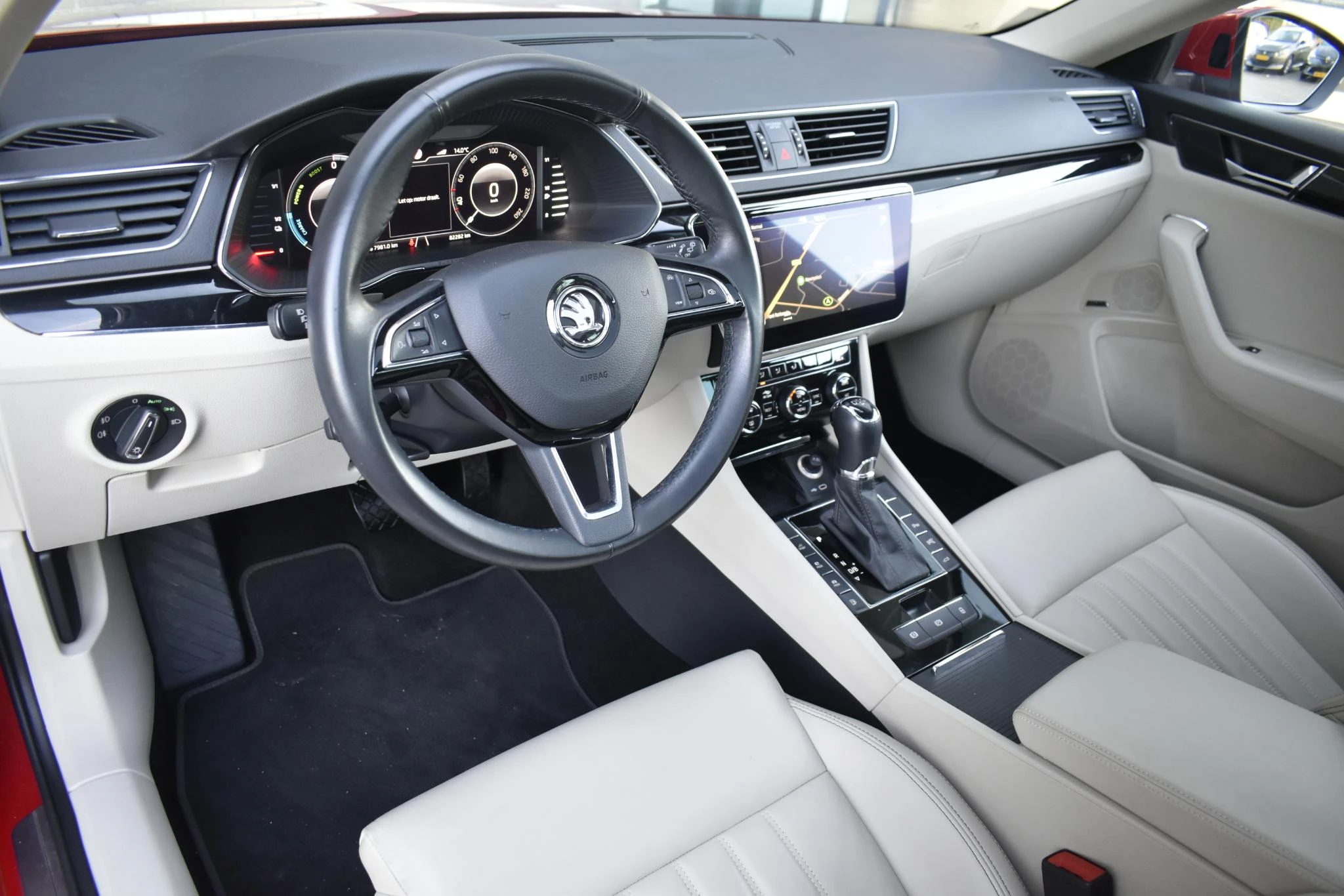 Hoofdafbeelding Škoda Superb