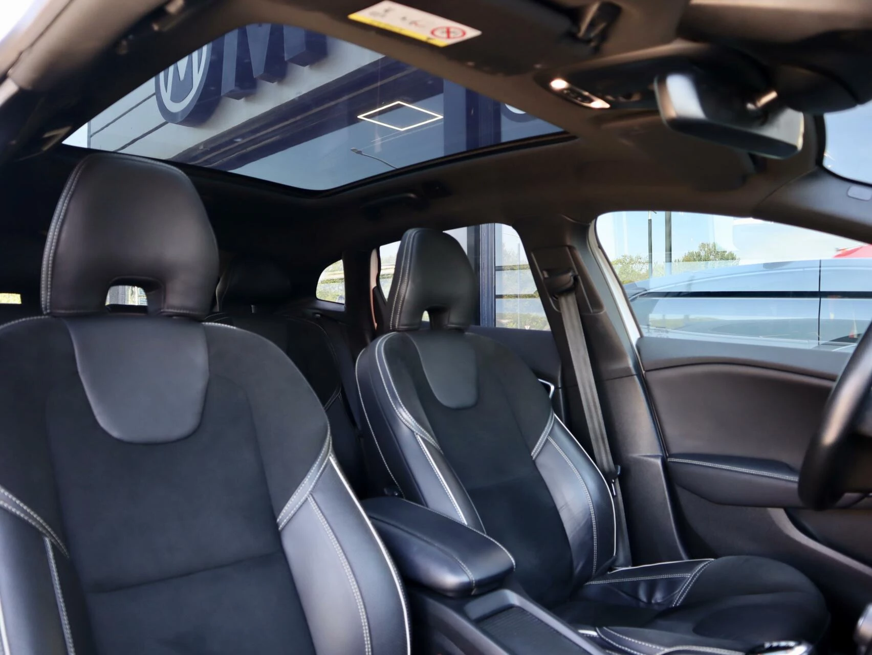 Hoofdafbeelding Volvo V40