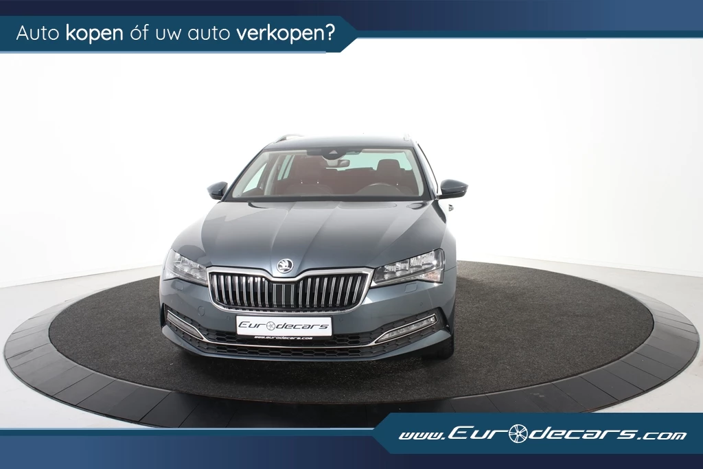 Hoofdafbeelding Škoda Superb