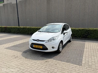 Ford Fiesta 1.6 Ghia | Nieuwe APK | Inruil mogelijk