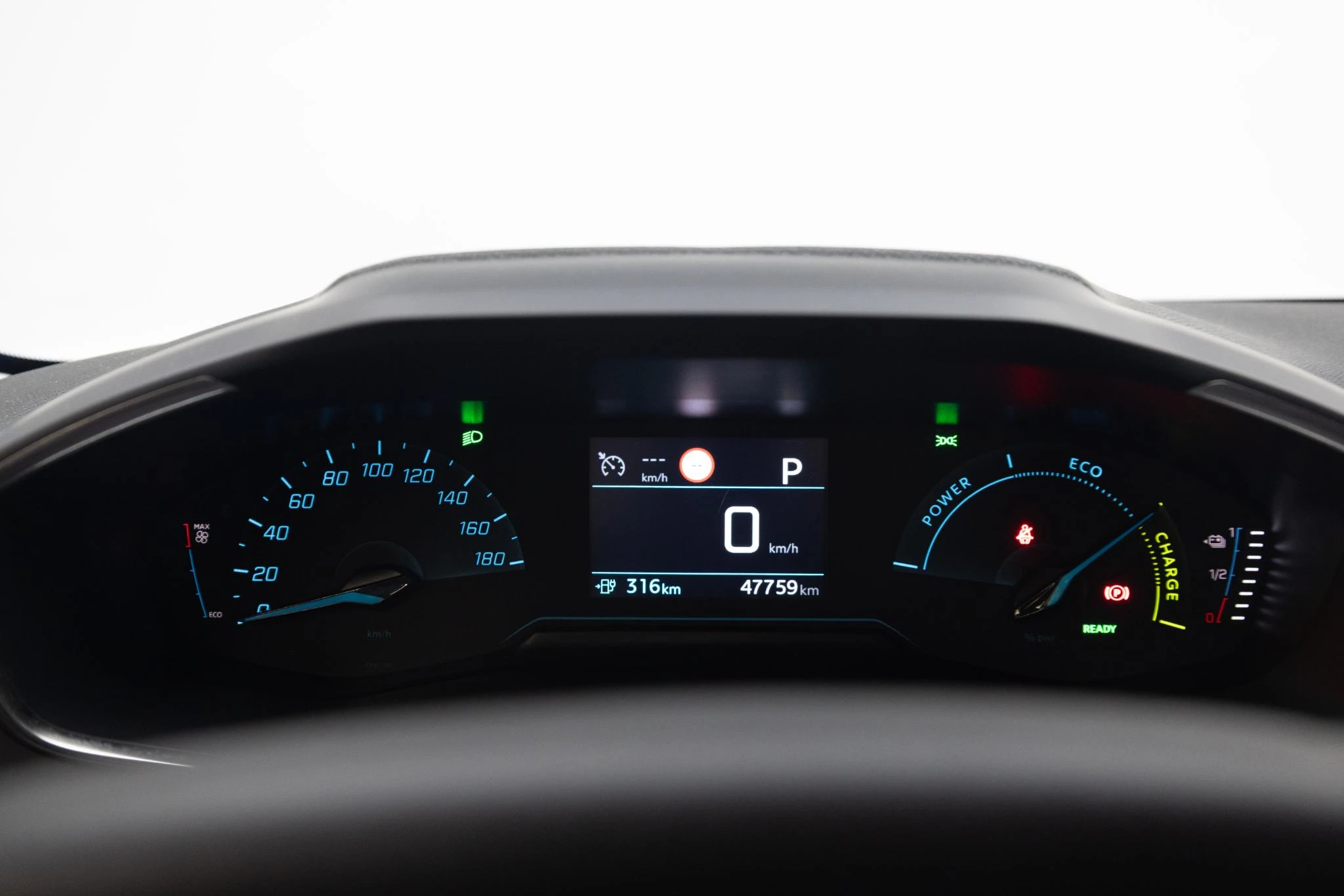 Hoofdafbeelding Peugeot e-208