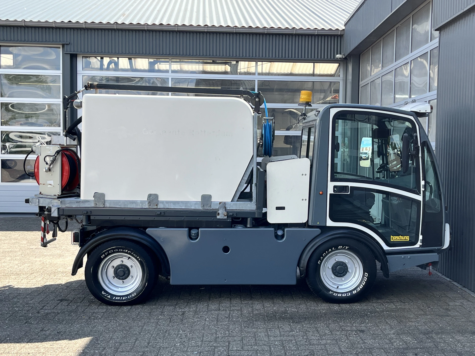 Hoofdafbeelding boschung P4T