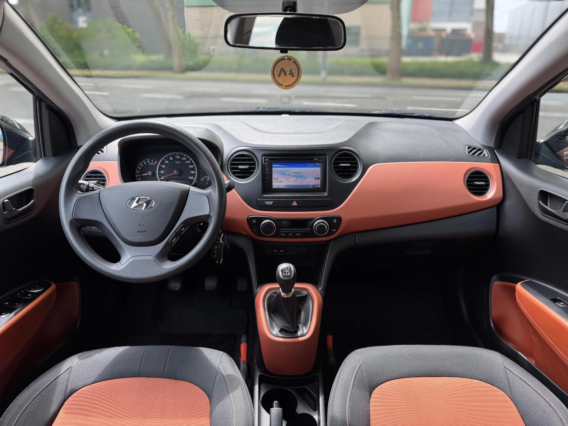 Hoofdafbeelding Hyundai i10