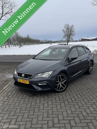 Hoofdafbeelding SEAT Leon Seat Leon ST 1.5 TSI FR business intens Beats Audio!!