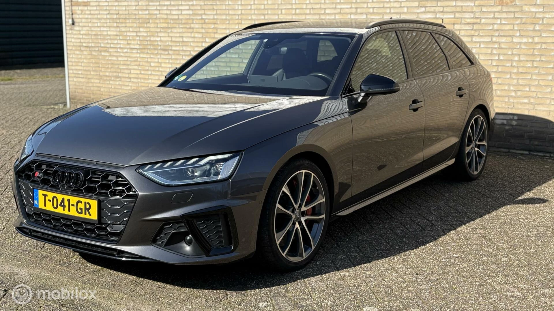 Hoofdafbeelding Audi S4