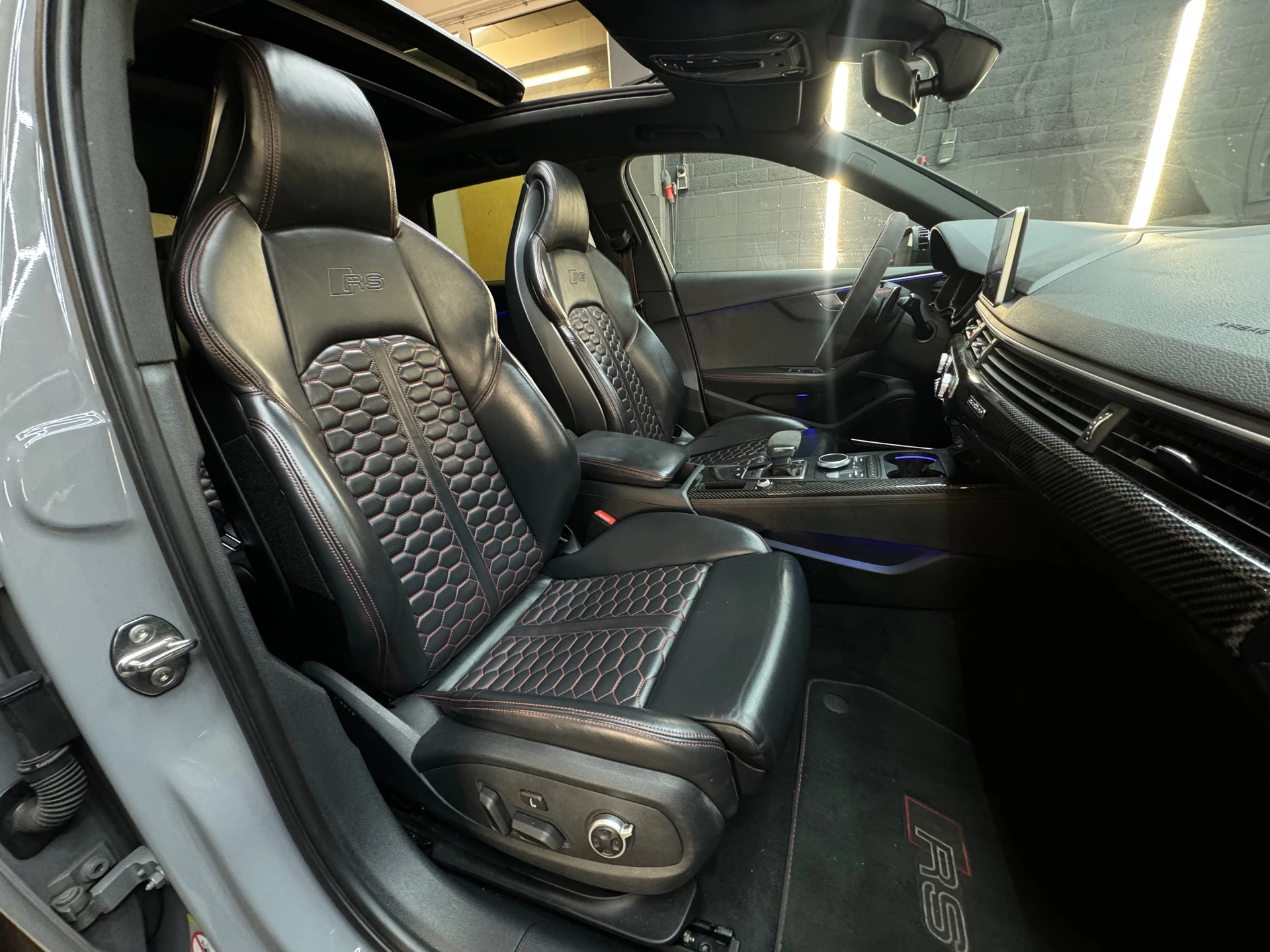 Hoofdafbeelding Audi RS4