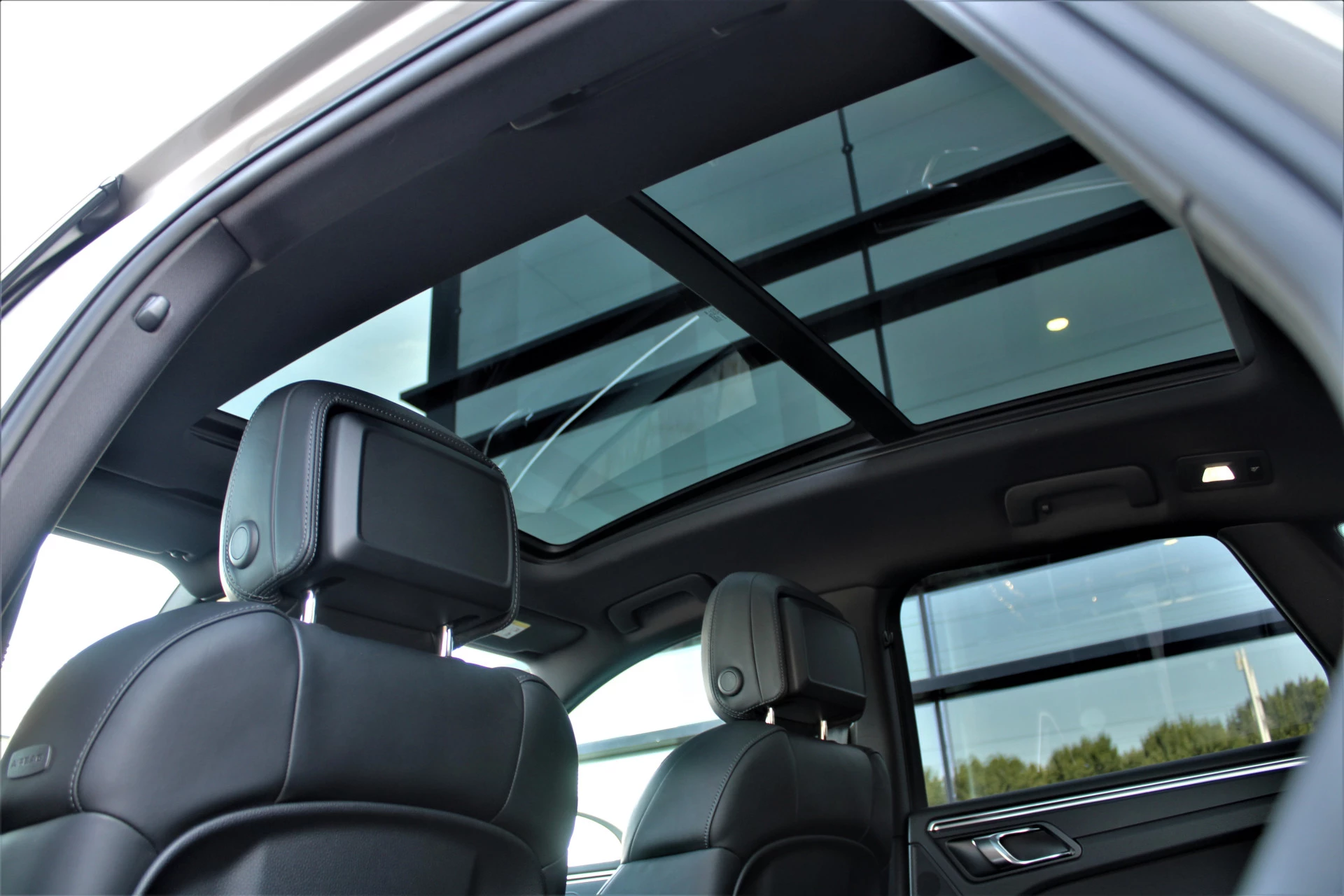 Hoofdafbeelding Porsche Macan