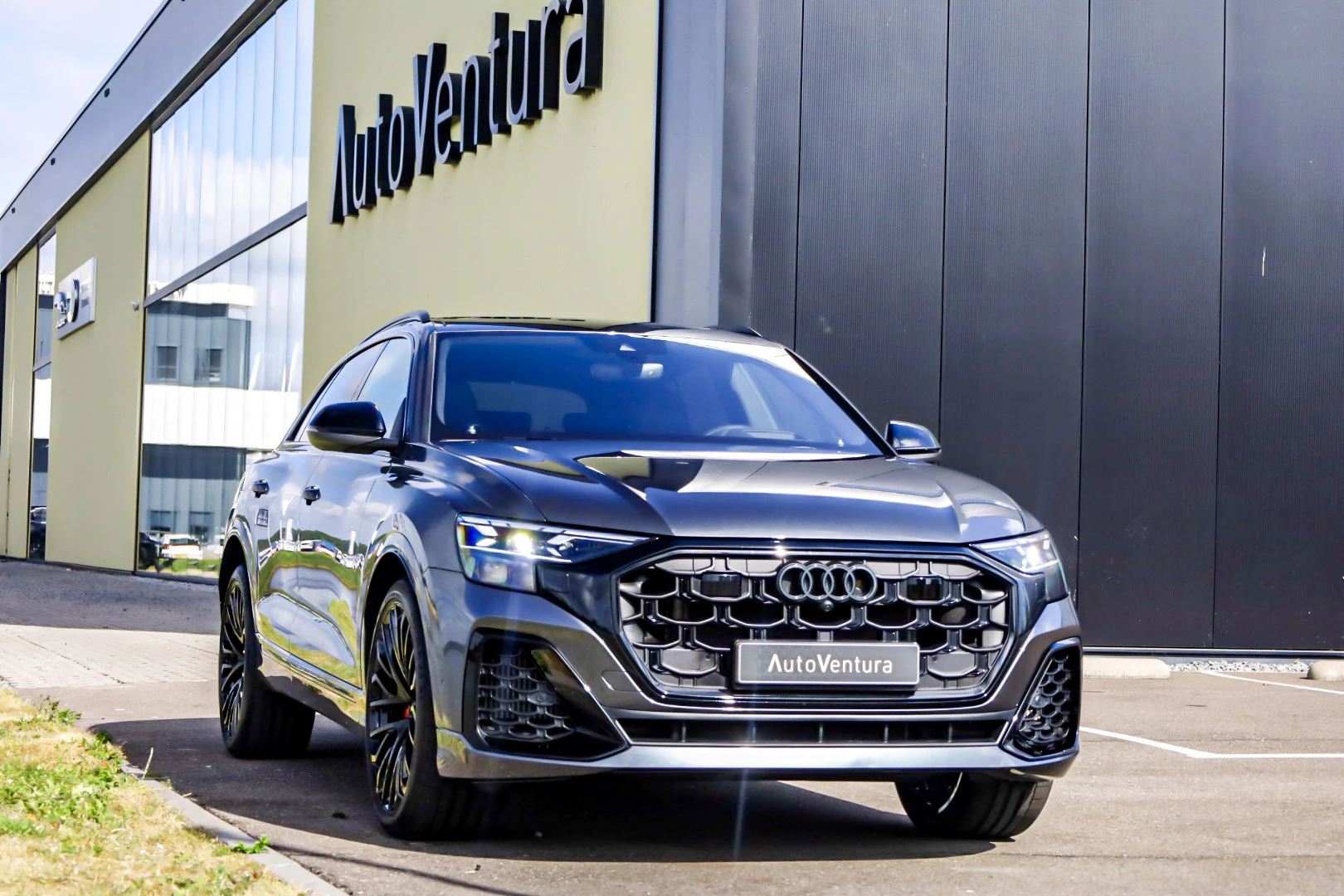 Hoofdafbeelding Audi Q8