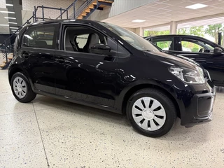 Volkswagen up! Up 1.0 Airco Multimedia USB Parkeersensor NL NAP