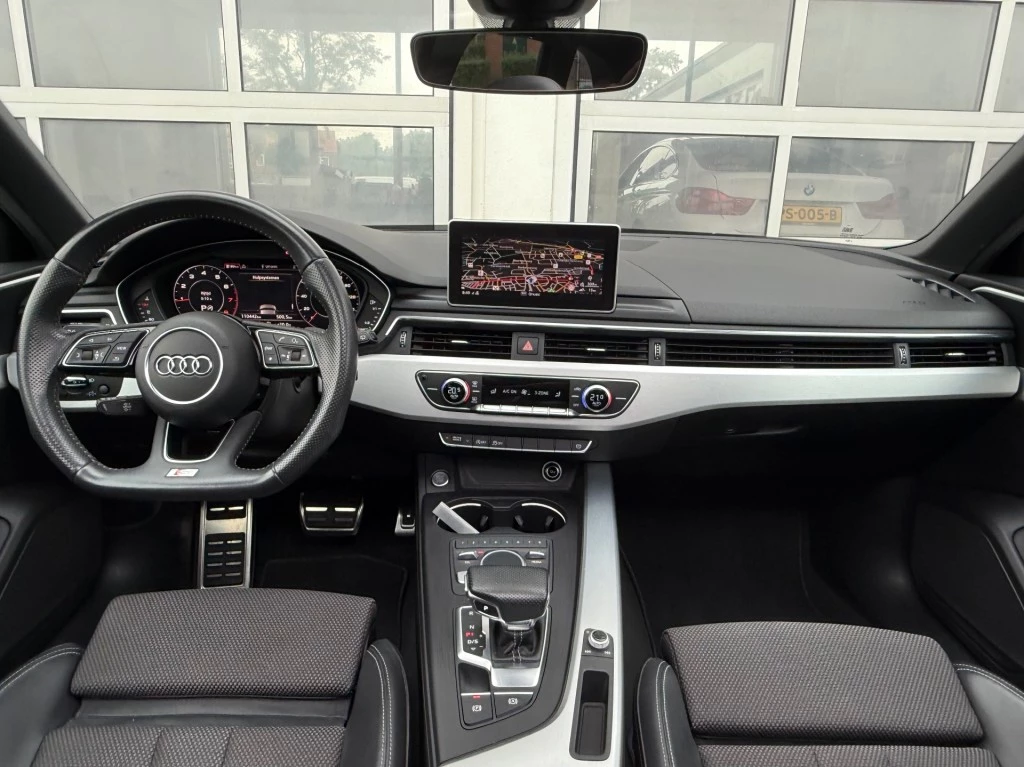 Hoofdafbeelding Audi A4