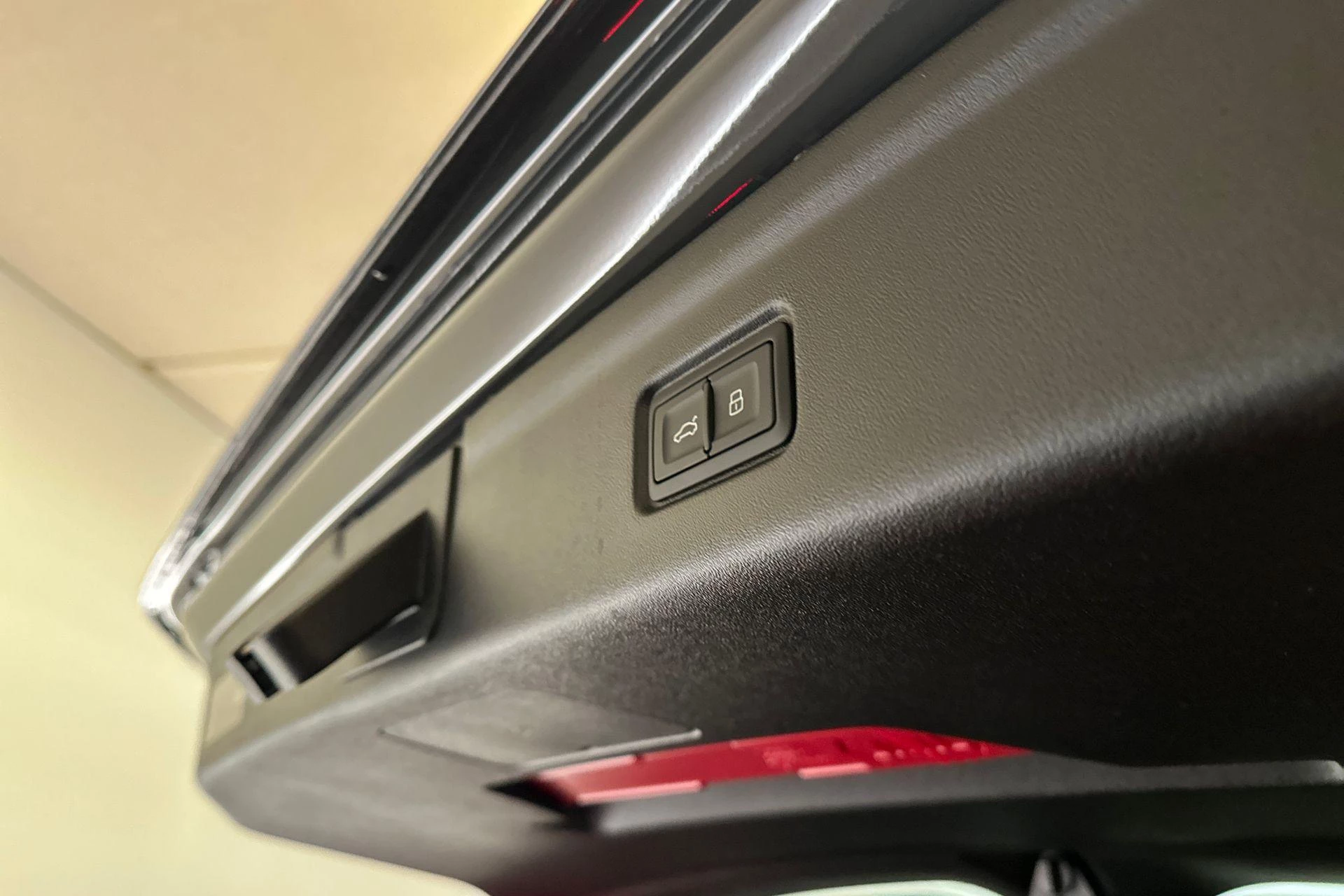 Hoofdafbeelding Audi A6 e-tron
