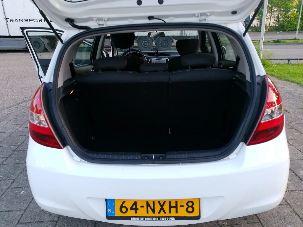 Hoofdafbeelding Hyundai i20