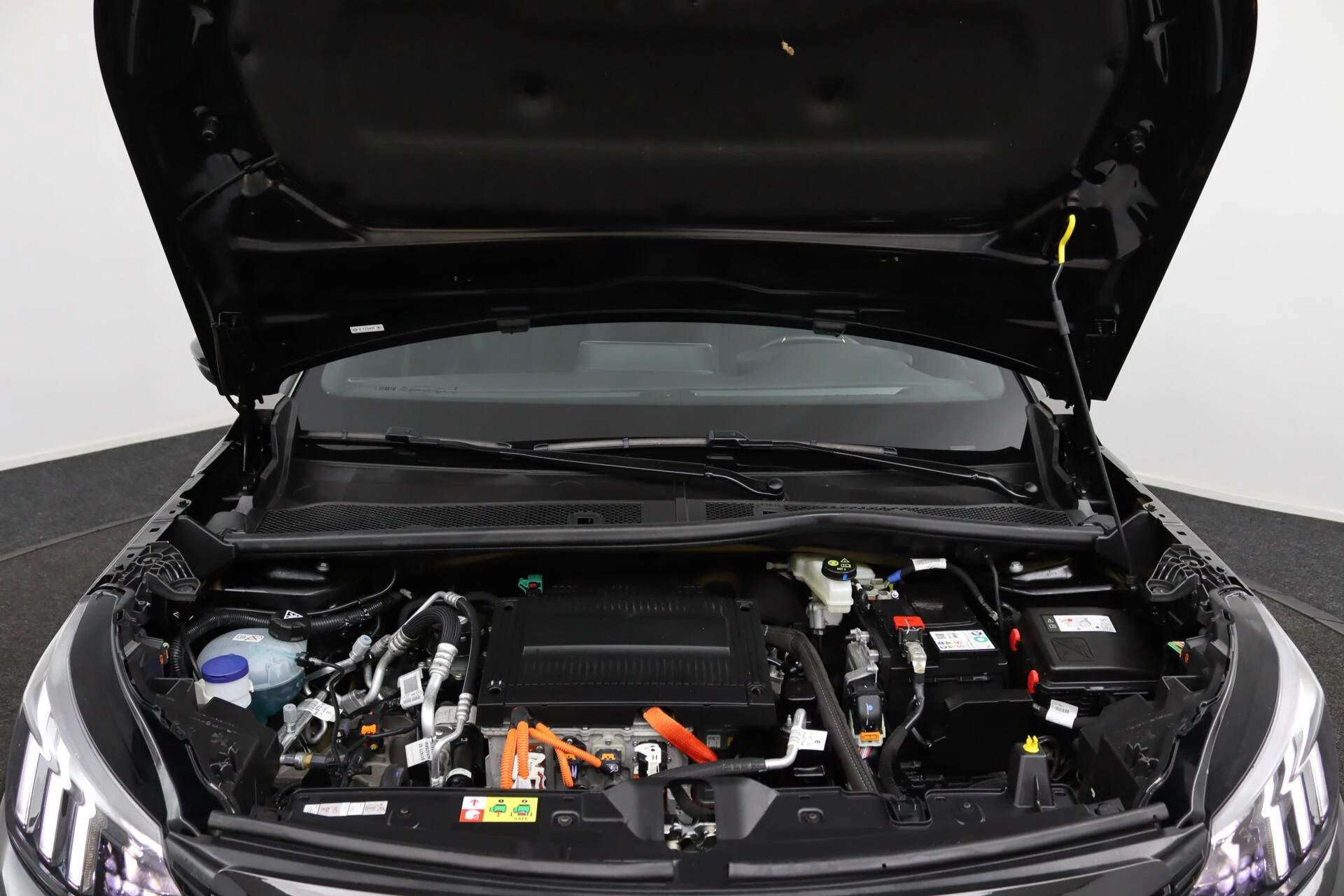 Hoofdafbeelding Peugeot e-2008