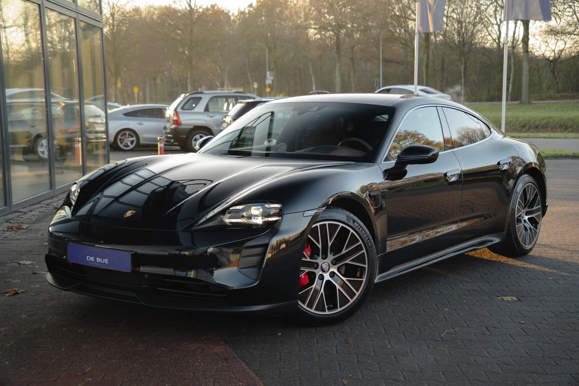 Hoofdafbeelding Porsche Taycan