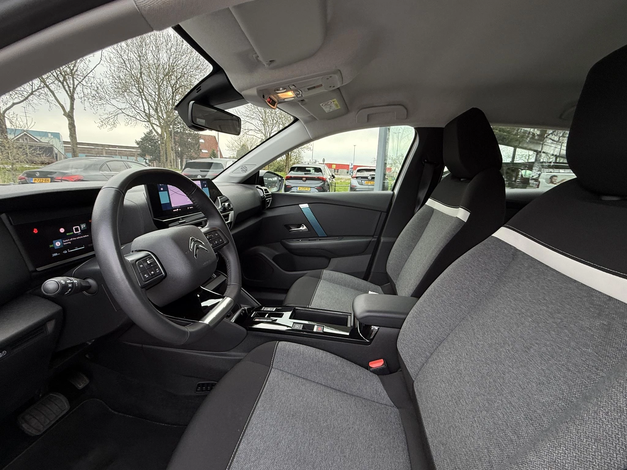 Hoofdafbeelding Citroën ë-C4