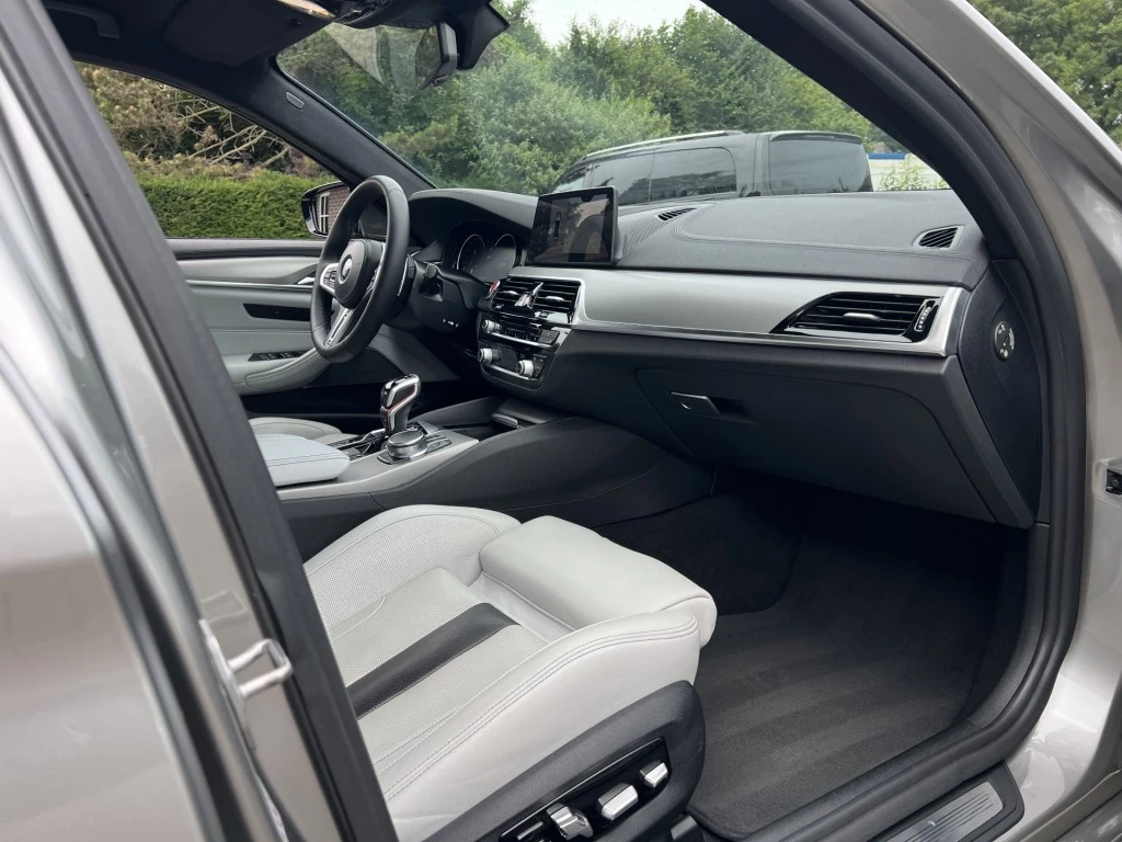 Hoofdafbeelding BMW M5