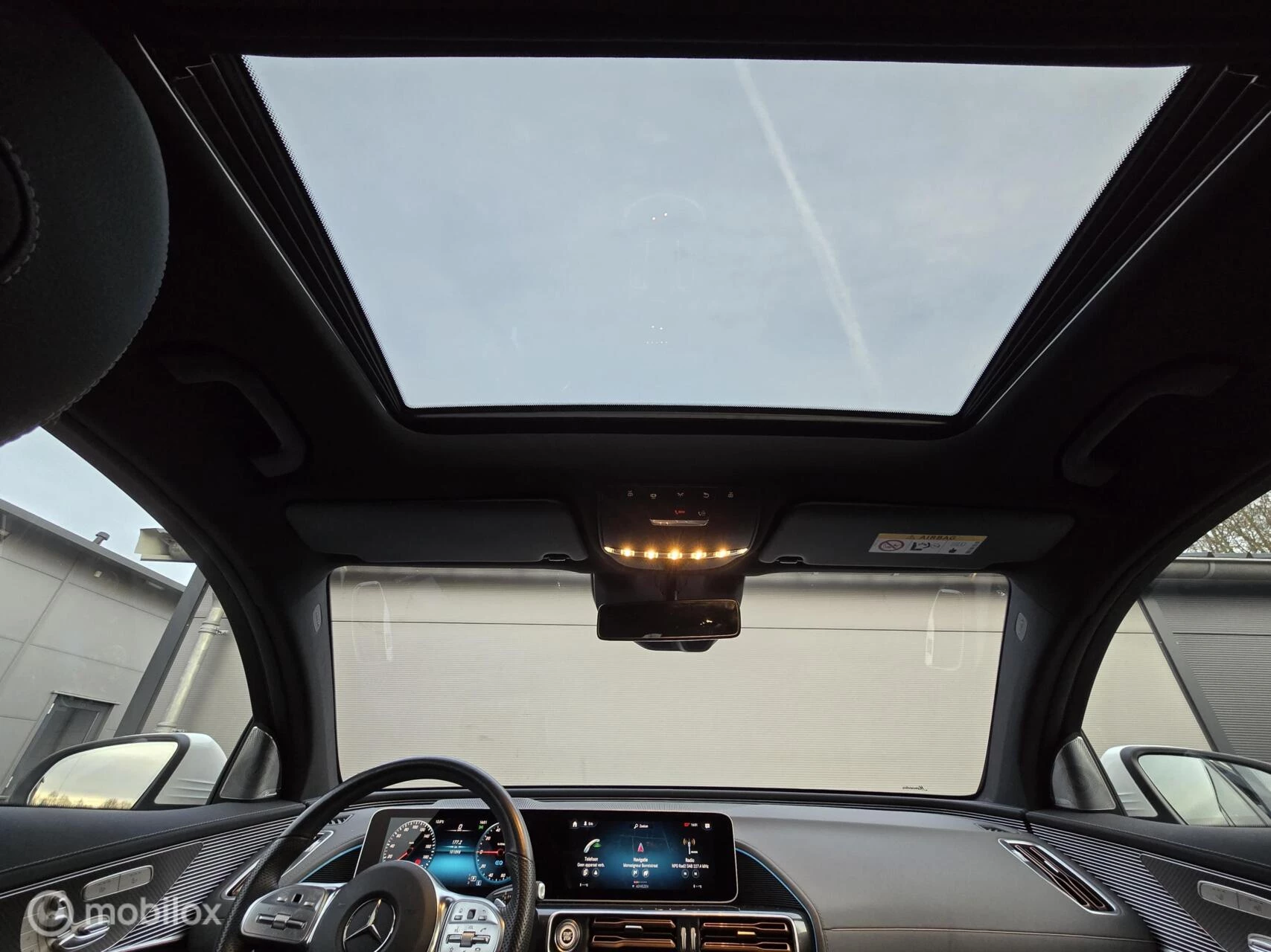 Hoofdafbeelding Mercedes-Benz EQC