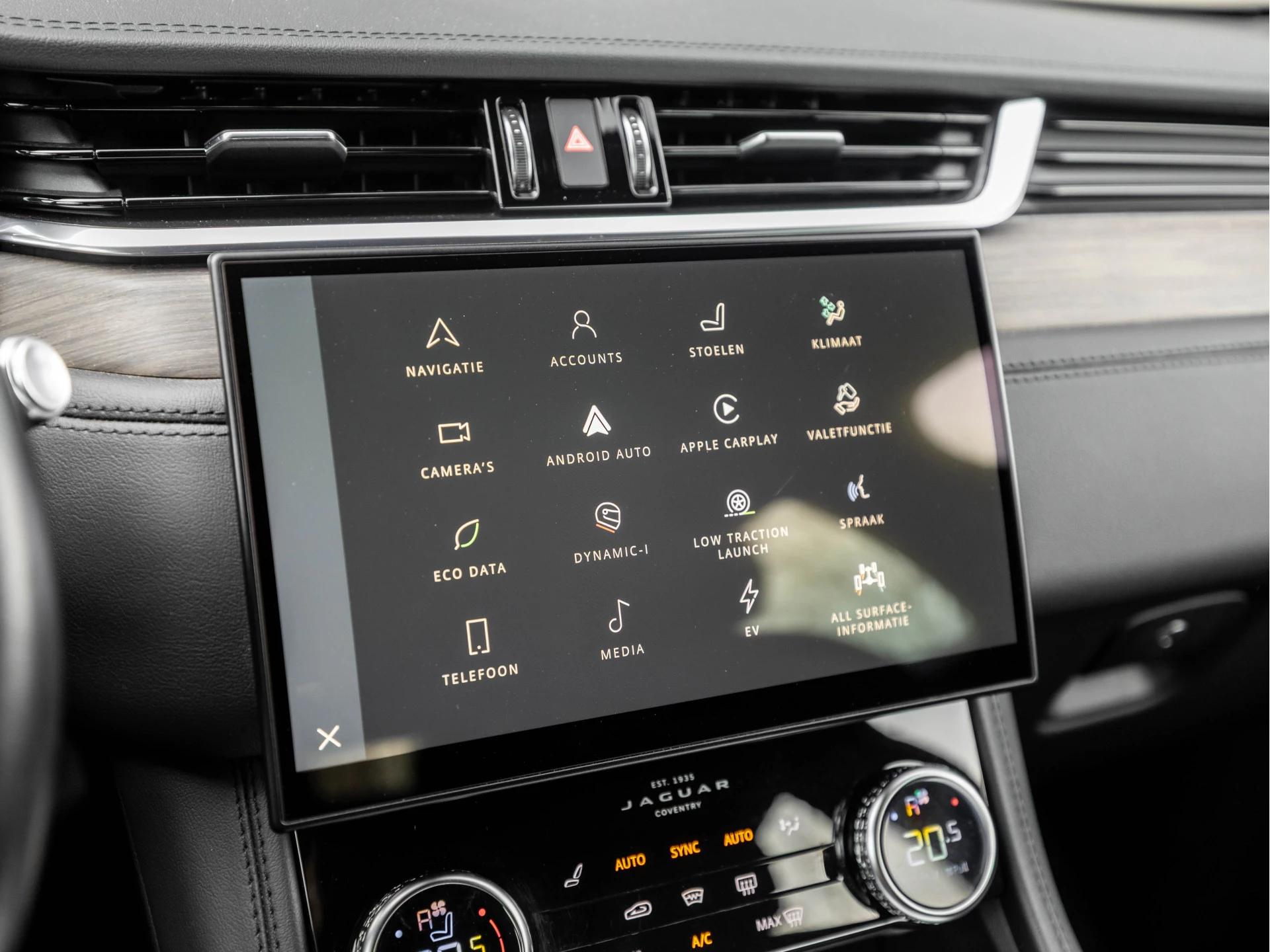 Hoofdafbeelding Jaguar F-PACE