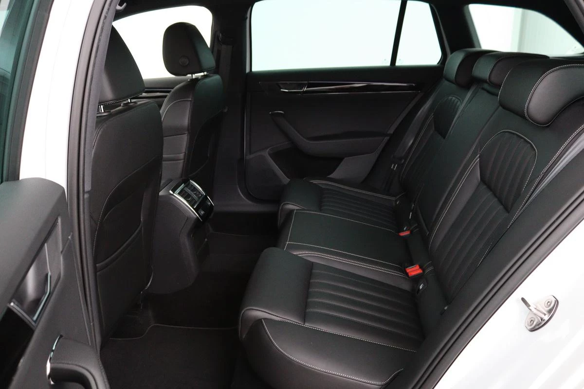 Hoofdafbeelding Škoda Superb