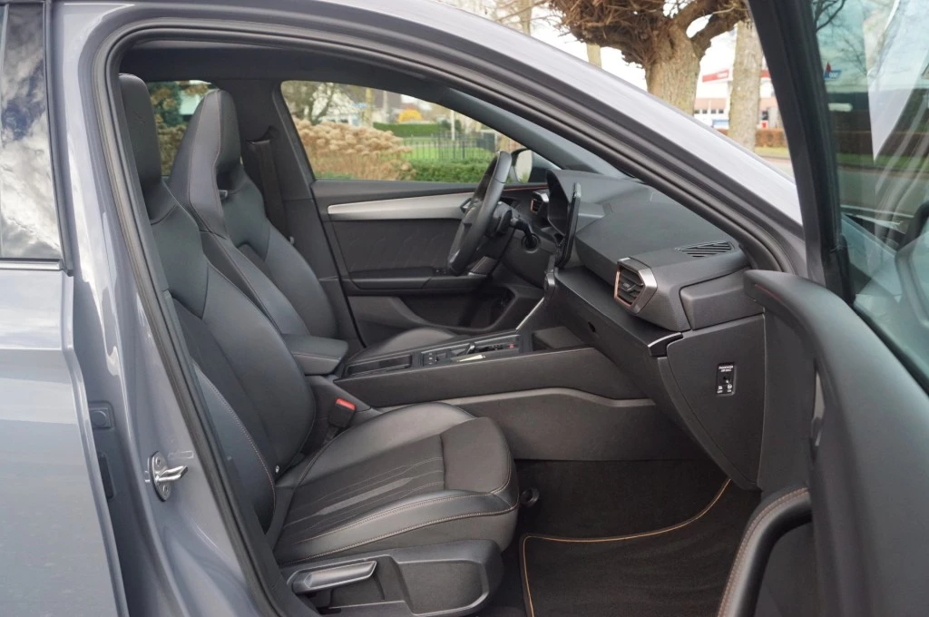 Hoofdafbeelding CUPRA Leon Sportstourer