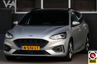Ford Focus Wagon 1.0 EcoBoost Hybrid ST Line X Business, pano, trekhaak