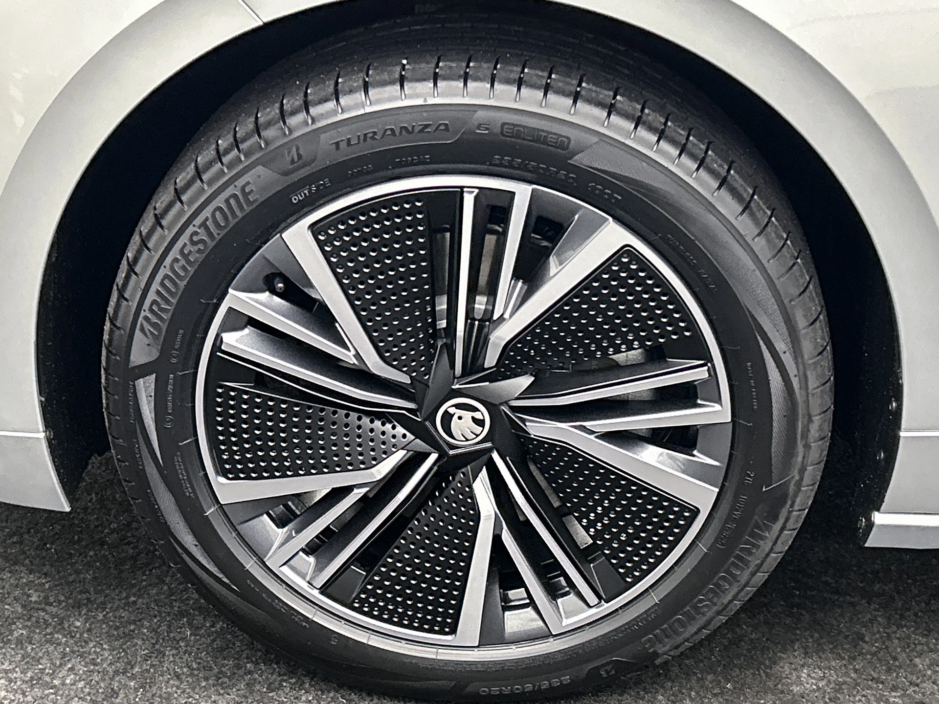 Hoofdafbeelding Škoda Enyaq iV