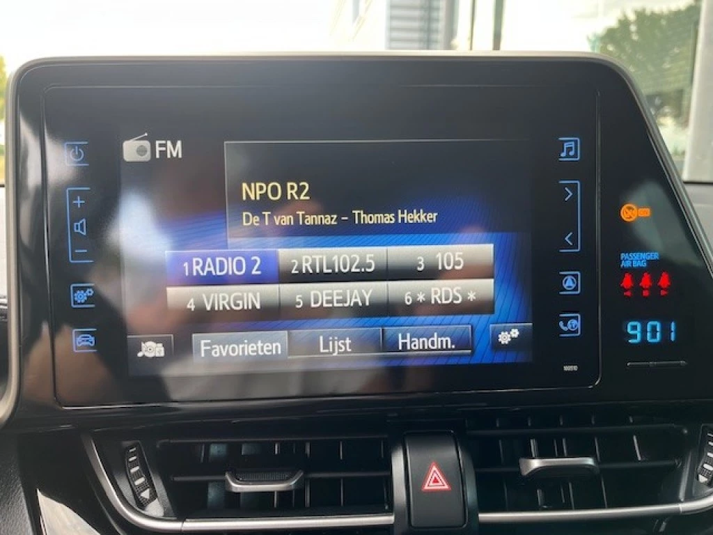 Hoofdafbeelding Toyota C-HR
