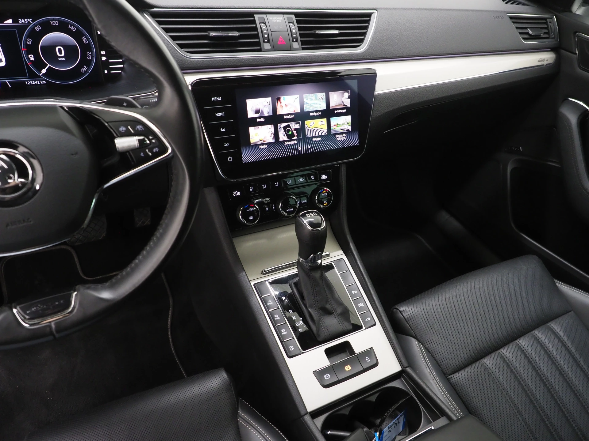 Hoofdafbeelding Škoda Superb