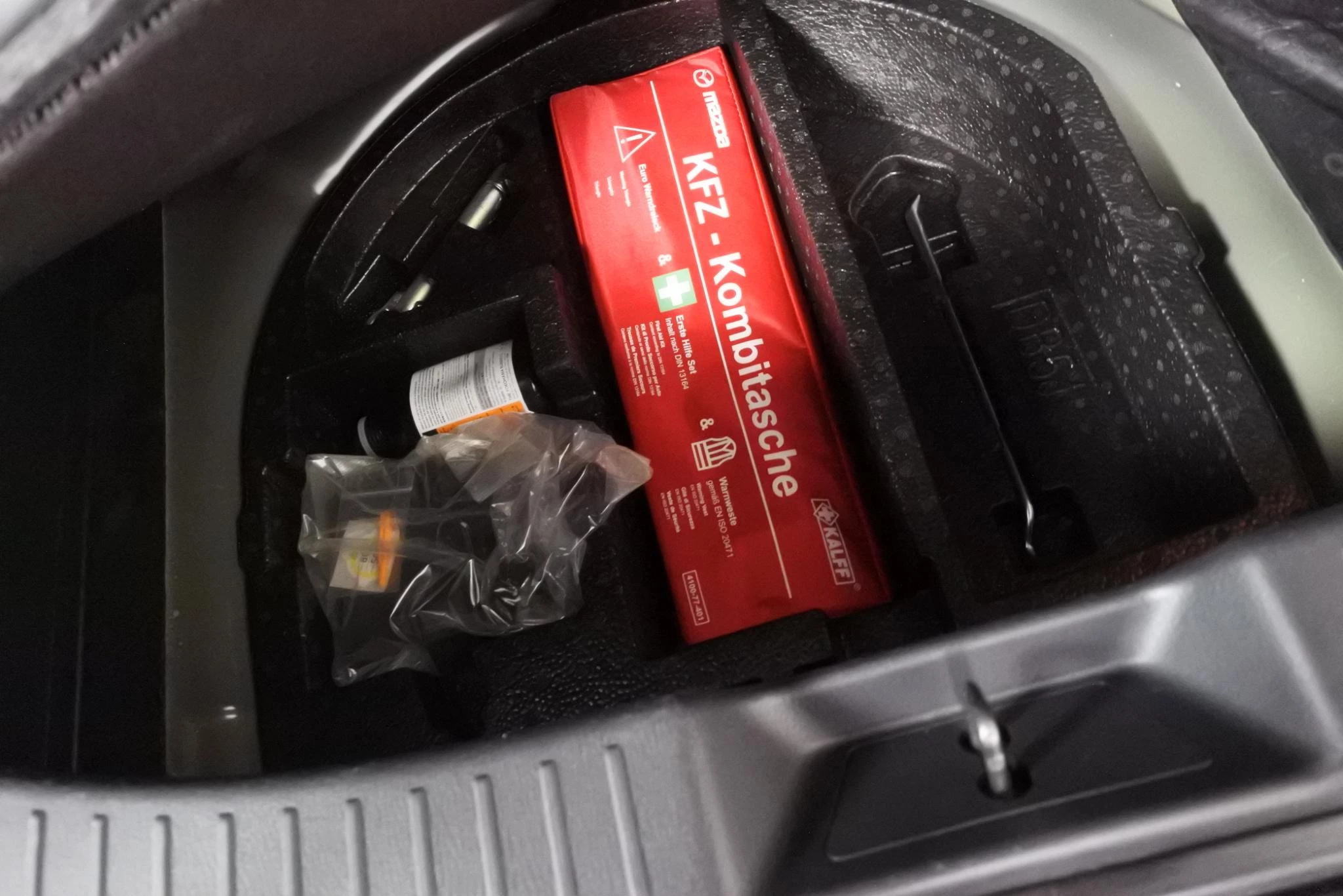 Hoofdafbeelding Mazda 2