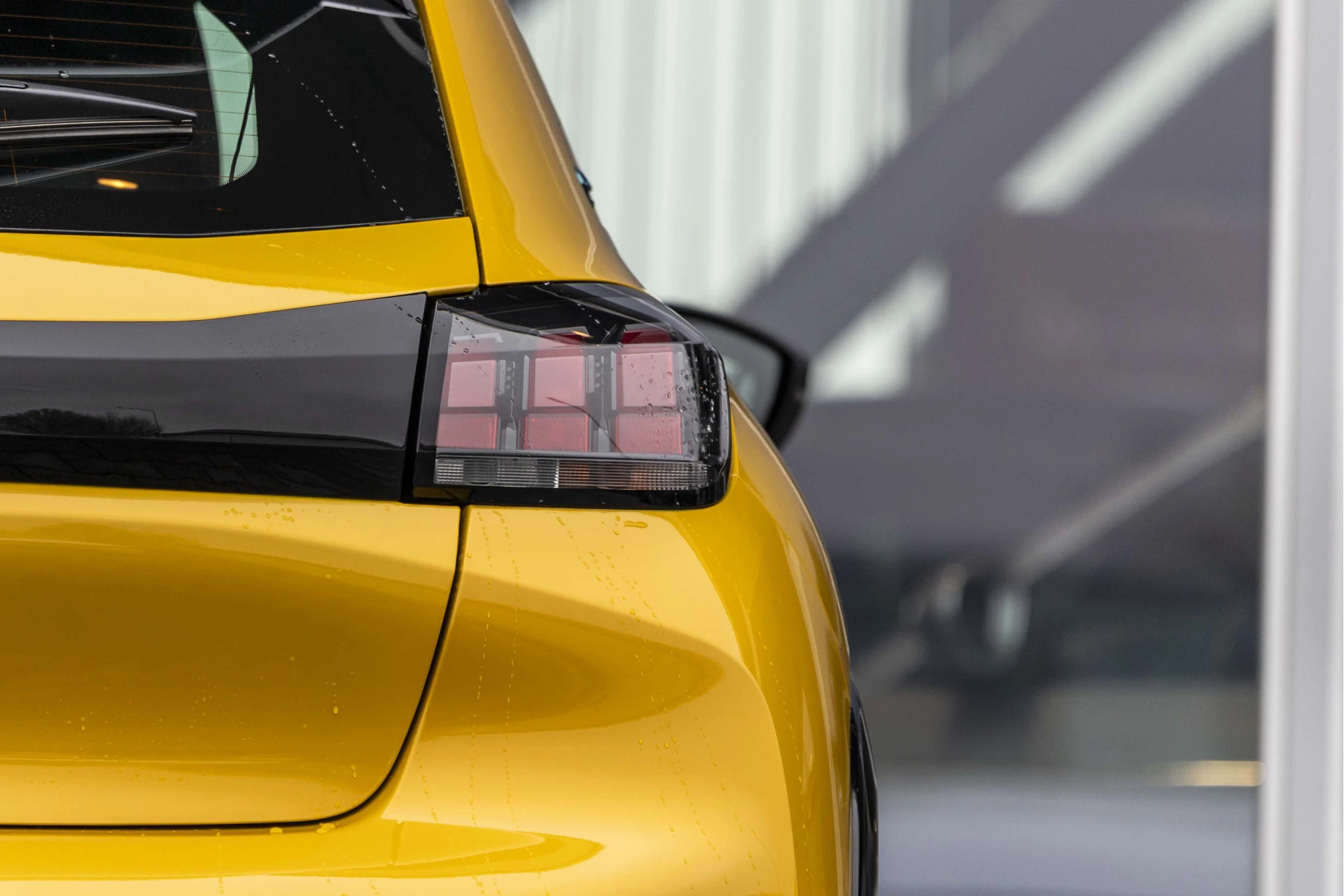 Hoofdafbeelding Peugeot e-208