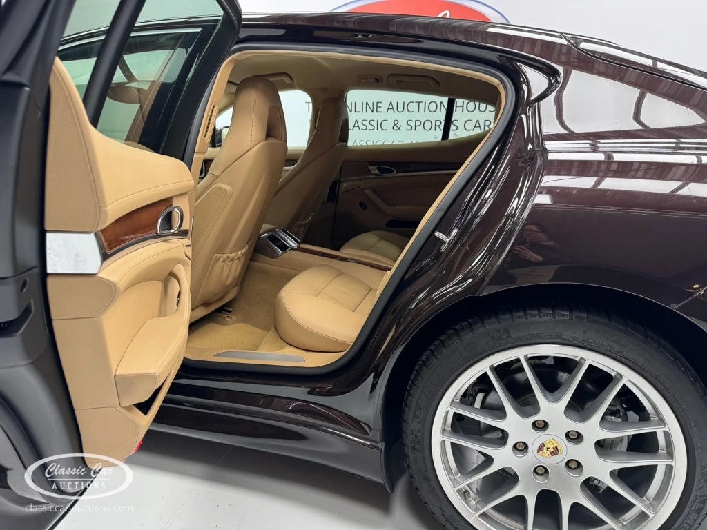 Hoofdafbeelding Porsche Panamera