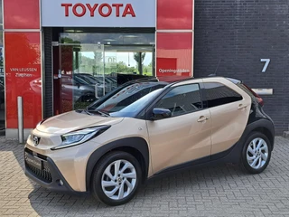 Toyota Aygo X ENVY AUTOMAAT PARKEERSENSOREN STOELVERWARMING APPLE & CARPLAY