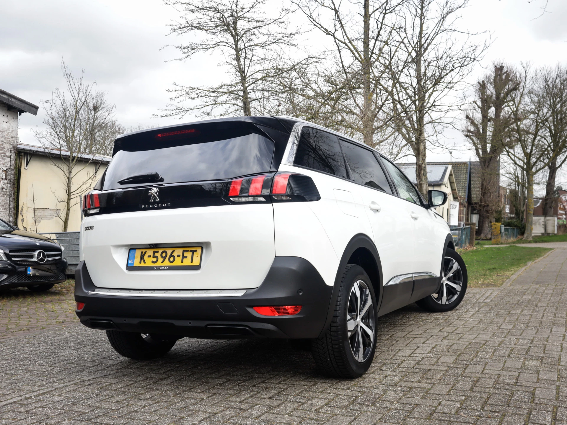 Hoofdafbeelding Peugeot 5008