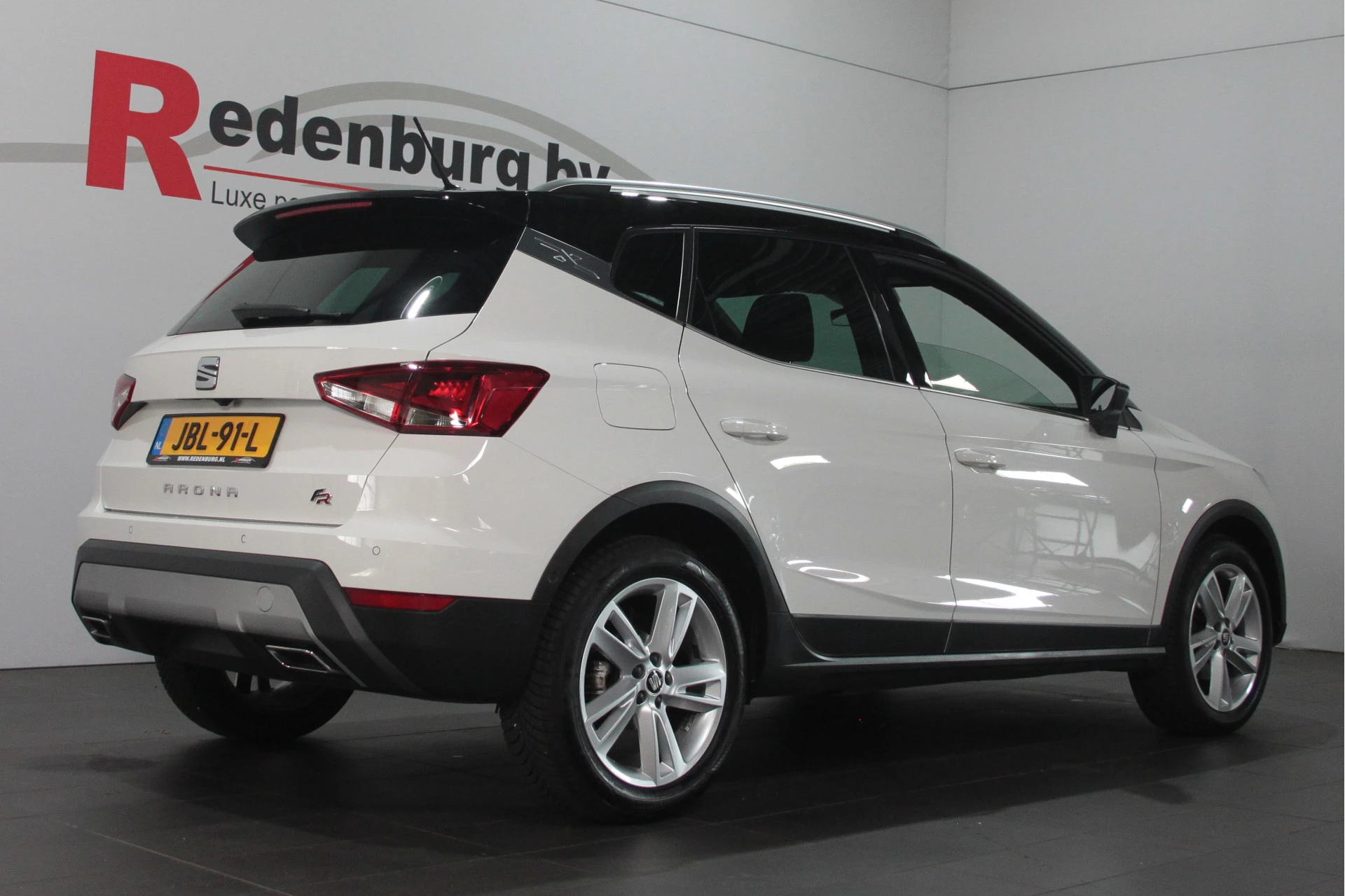 Hoofdafbeelding SEAT Arona