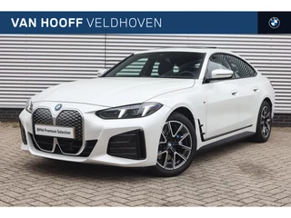 BMW i4 eDrive40 M Sport / Schuif-kanteldak / Achteruitrijcamera / M Adaptief onderstel / Stoelverwarming / Harman Kardon / Widescreen Display
