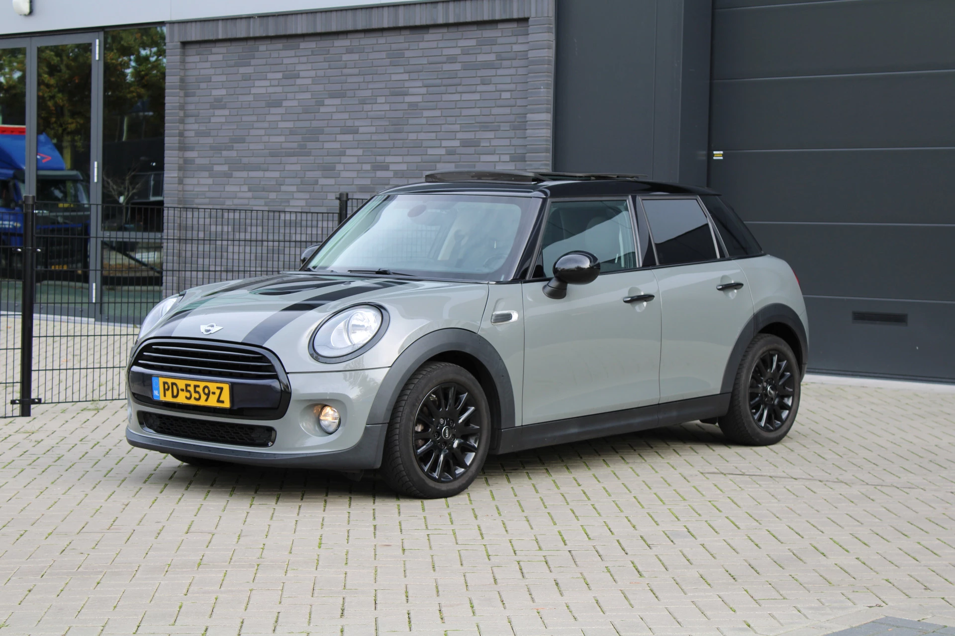 Hoofdafbeelding MINI Cooper