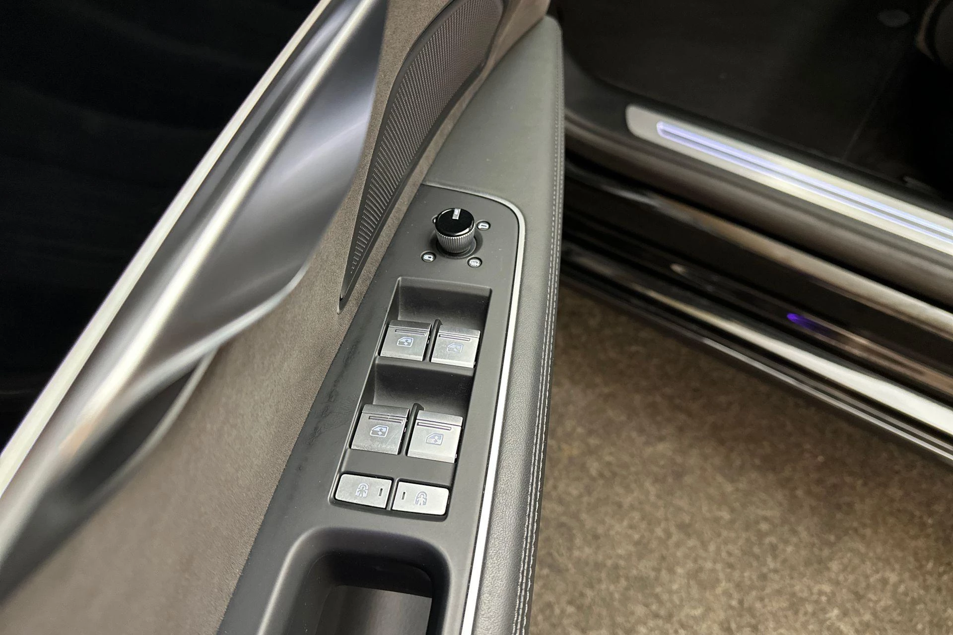 Hoofdafbeelding Audi A8